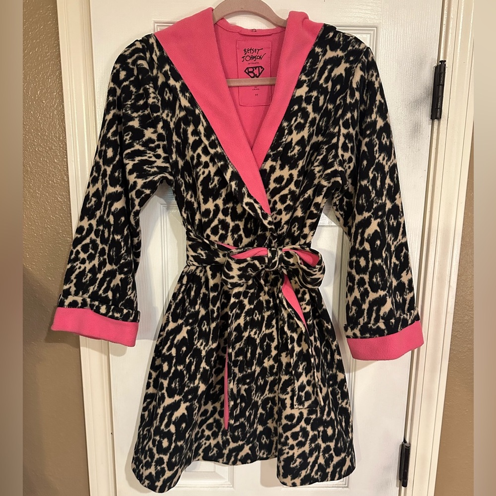 Betsey Johnson Robe